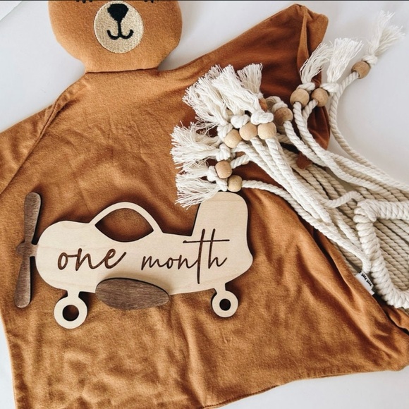 Airplane milestones, Cloud Milestones, Photo Props - Picture 4 of 4